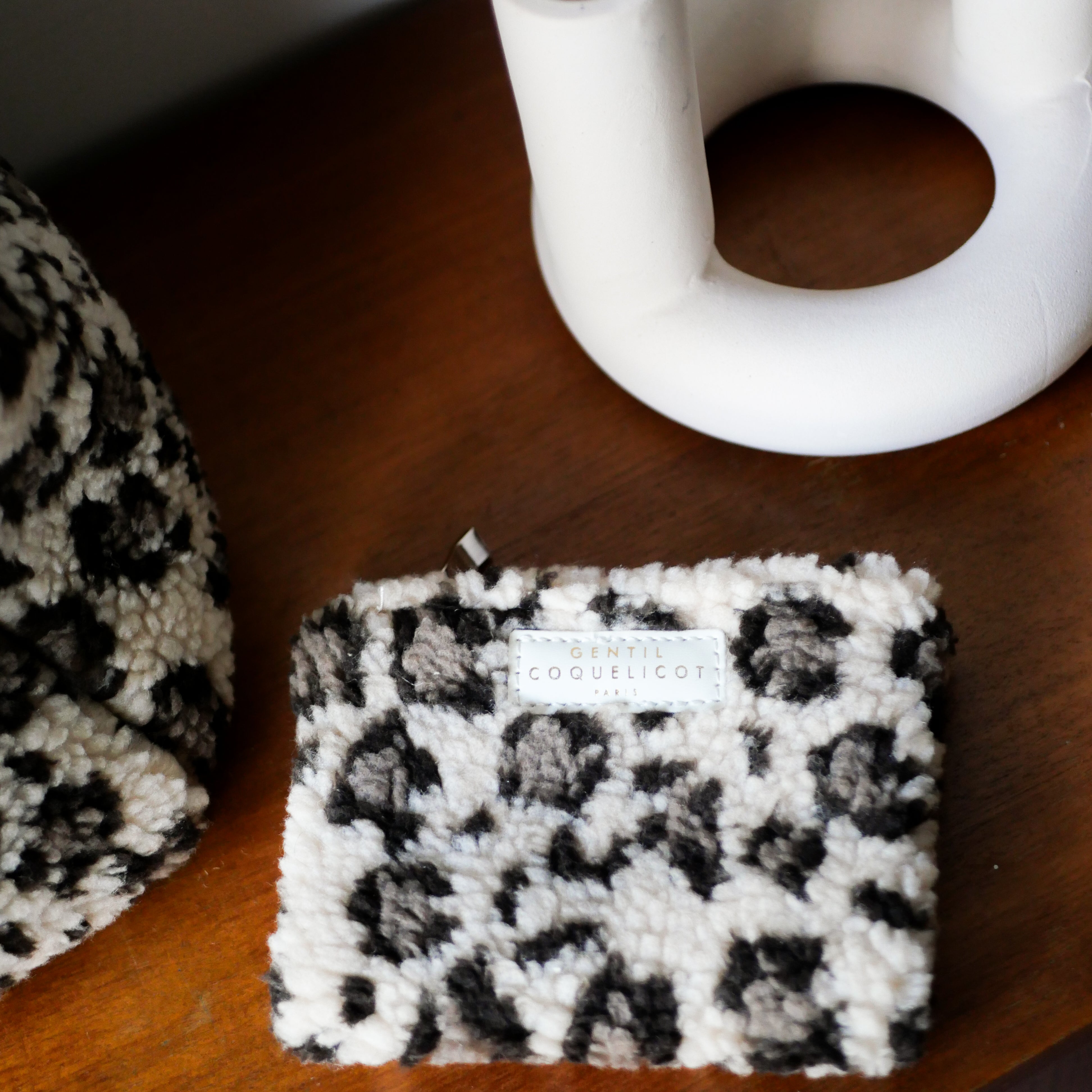 Pochette sherpa léopard