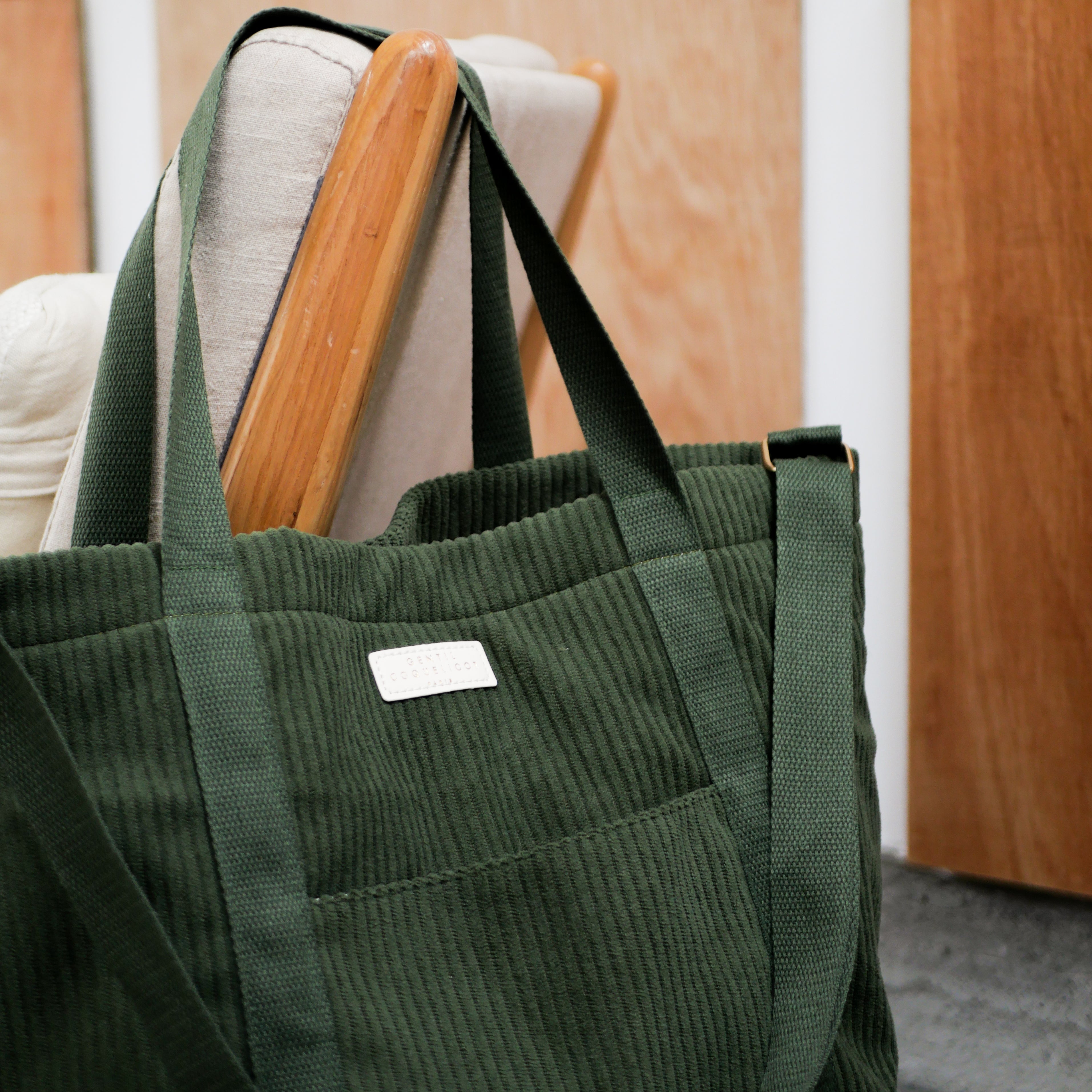 Sac cabas en velours côtelé