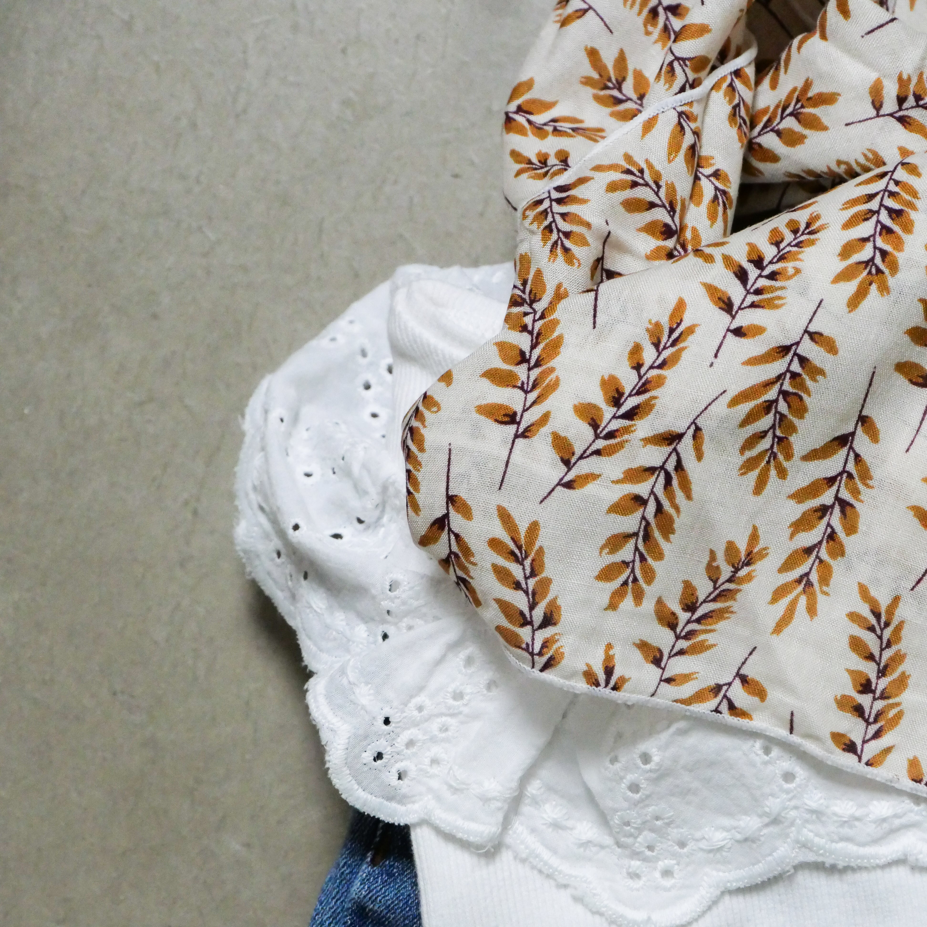 Foulard enfant bronze