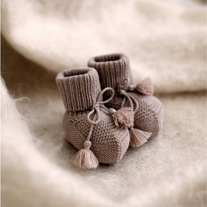 Chaussons bébé à maille avec noeud
